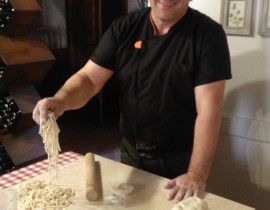 Você tem vontade de fazer uma aula com um chef italiano na Itália? Em Montepulciano!!